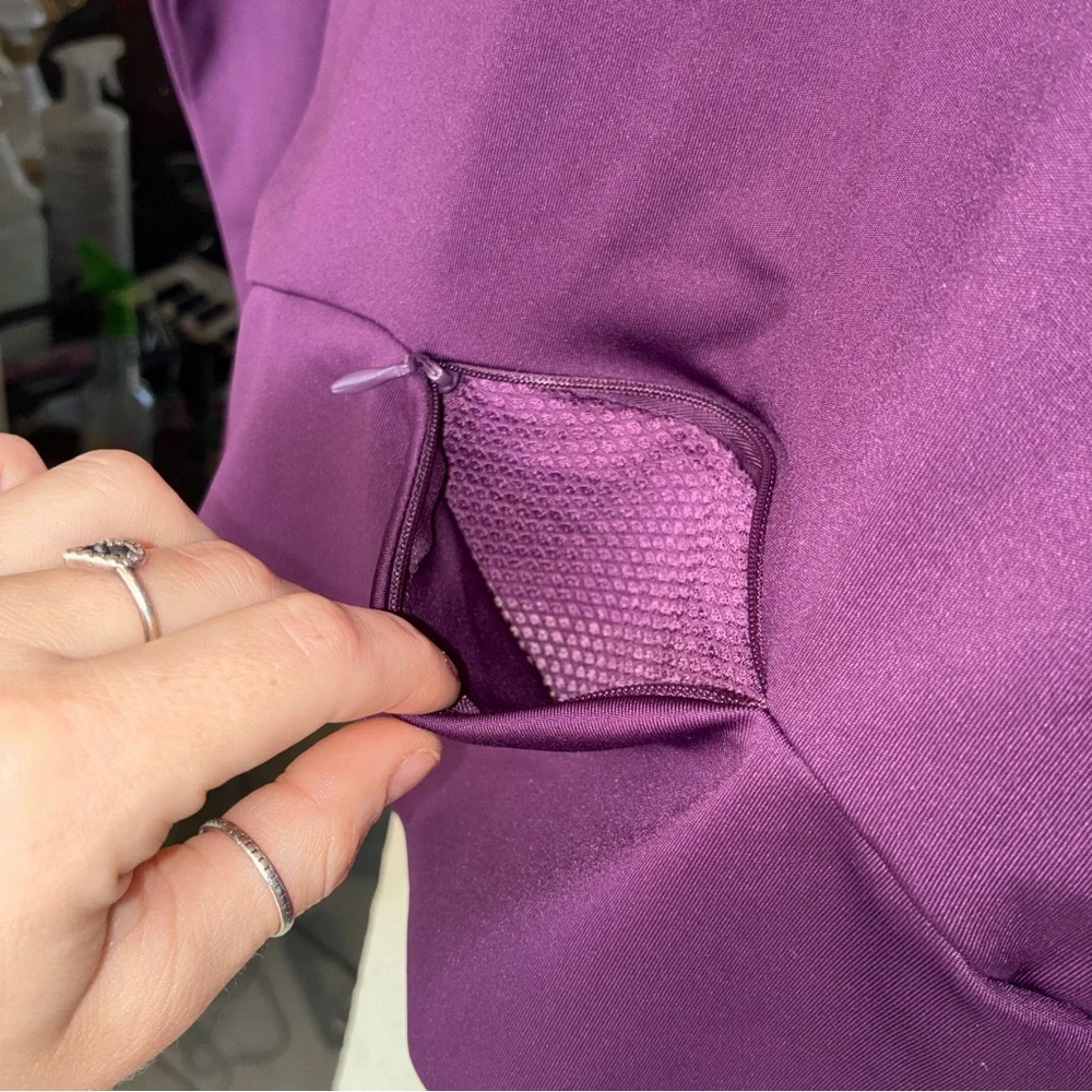 Hind Plum Zip-Up Lightweight Workout Jacket - Picture 10 of 10